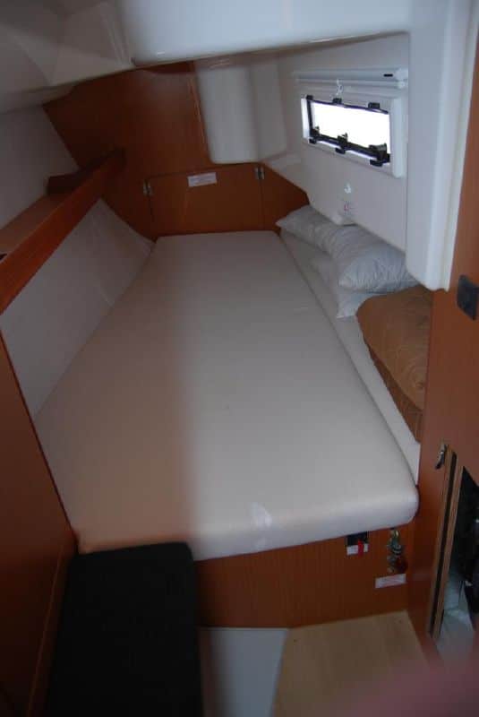Bavaria Cruiser 33 - 2 Cabins - Built 2014 2